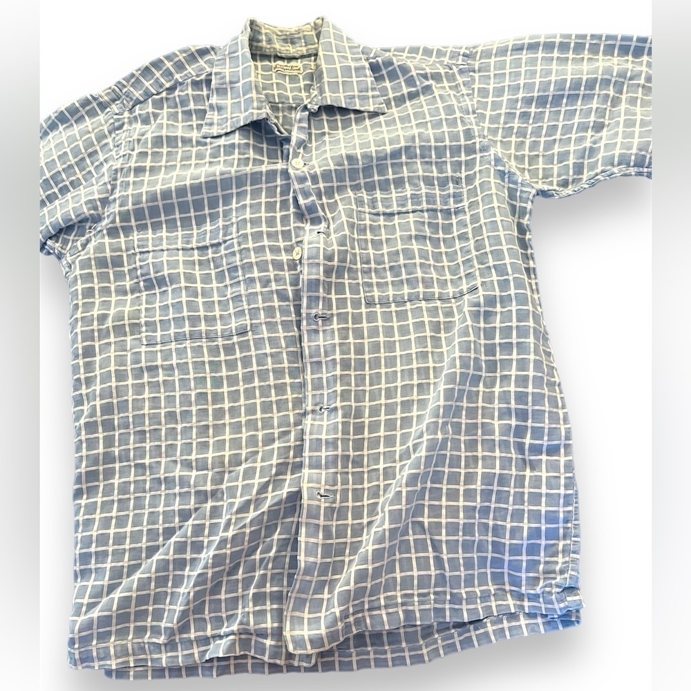 Vintage short sleeved checked shirt from 50s. Predates fabric tags. Lightweight!